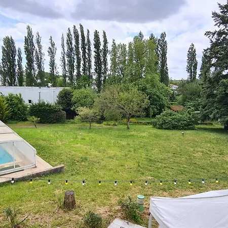 Villa 300 M2 Le Cluedo Grande Capacité 20 Couchages à 10 Km Du Puy Du Fou
