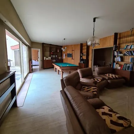 300 M2 Le Cluedo Grande Capacité 20 Couchages à 10 Km Du Puy Du Fou Villa *